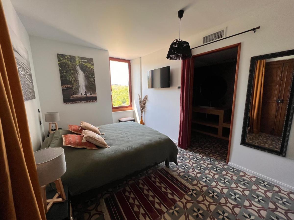 Bed and Breakfast Les Baroudeurs De Saint Jean Экстерьер фото